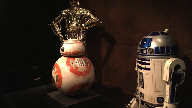 SpaceWindu visits the Star Wars Costume Museum Smithsonian, New York смотреть онлайн