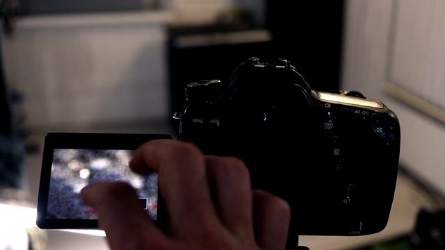 CANON 70D: two major reasons to GET\KEEP IT in 2019 + HUGE autofocus Life Hack for PRO flexibility! смотреть онлайн