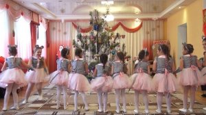 Танец "Мышек" в детском саду (10 гр. 6-7 лет)