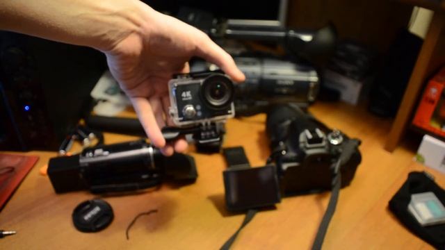 Фотоаппарат или видеокамера? Что лучше для видео и фото съемки? смотреть онлайн