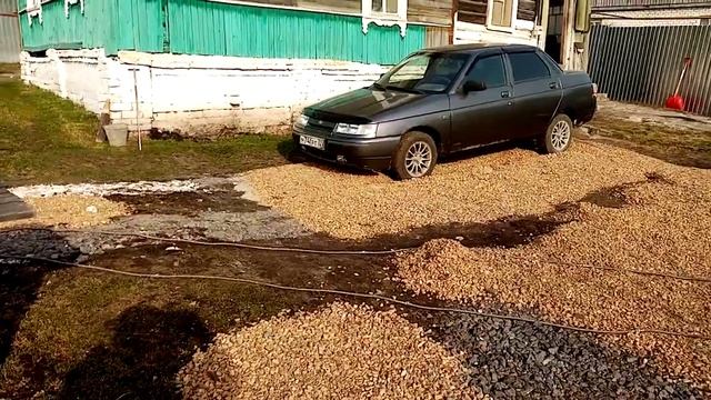 Делаем Дорогу из Гравия для Машины во Дворе. 13 апреля 2021. смотреть онлайн