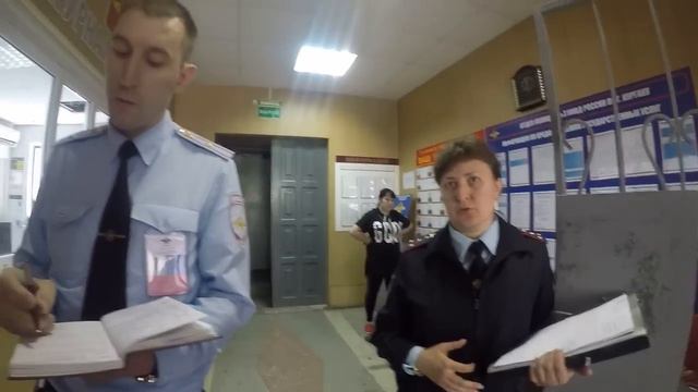 Оксана пишет заявление! Сотрудник полиции отказывается от съемки! Вызвали скорую!! смотреть онлайн