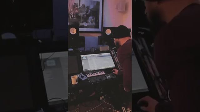 More from Mill Farm Studio’s - Here’s a peep into how we work at Royal Dub Collective 🙃 смотреть онлайн