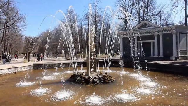 ПЕТЕРГОФ. ОТКРЫТИЕ ФОНТАНОВ. смотреть онлайн