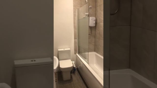 Gillespie Cres https://www.zoneletting.com/property.php?pid=4510 смотреть онлайн