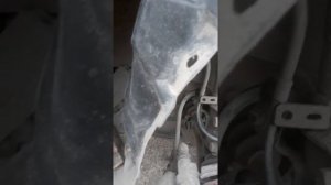 ГДЕ НАХОДИТСЯ РАЗЬЕМ ДАТЧИКА АБС?