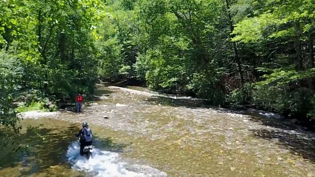 Honda NC700X DCT & DJI Mavic Pro & Husqvarna 701 : Creek Fun (Semi Raw Drone Video) смотреть онлайн