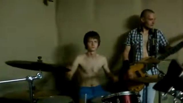 Дэн Невозмутимый/DASH!-Вставай!(Instrumental) смотреть онлайн