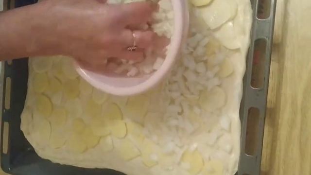 Пирог с мясом по деревенски. Рекомендую, легко и вкусно??