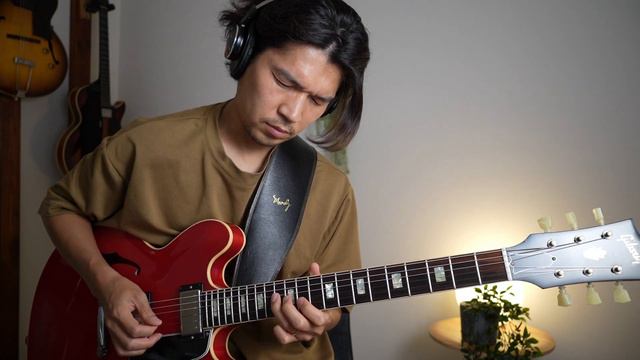 【Jazz Blues in Bb】Gibson Custom Shop 2014 Historic Collection 1963 ES-335 смотреть онлайн