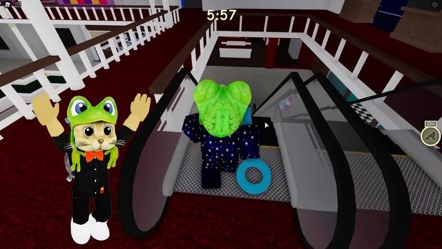 ЗА МНОЙ ГОНИТСЯ мишка ФРЭДБИР в торговом центре | Fredbear roblox | Плюшевый монстр роблокс смотреть онлайн
