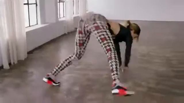 Тверк. Очень красво! Смотреть всем!??? смотреть онлайн