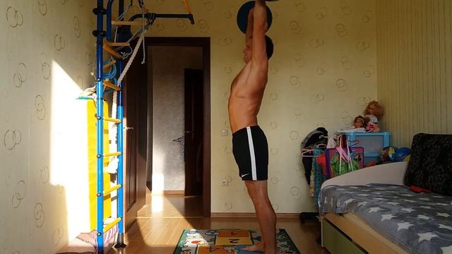 Жим штанги стоя от груди 55 кг смотреть онлайн