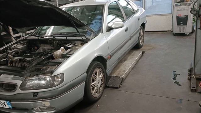 J'ACHETE UNE RENAULT SAFRANE 2.5L INITIAL PARIS POUR 350€ - PROJET INITIAL PARIS #1 смотреть онлайн