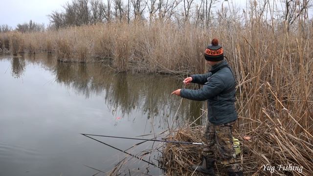 ПЕРВАЯ РЫБАЛКА 2020 НА ПОПЛАВОЧНУЮ УДОЧКУ, ЛОВЛЯ ПОДЛЕЩИКА смотреть онлайн