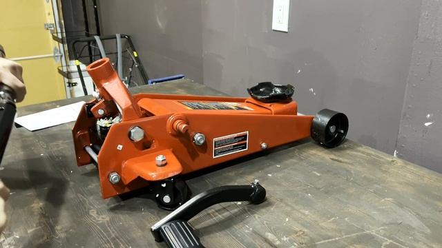 Torin BIG RED JACK with Quick Start | 3.5 Ton | Unboxing and Assembly Tutorial смотреть онлайн
