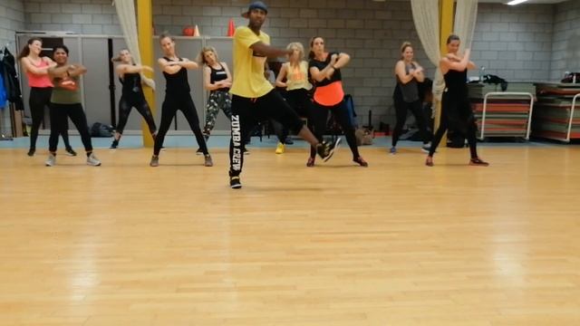 Me gusta-Annita, Myke Towers, Cardi B-Zumba® With Iho смотреть онлайн