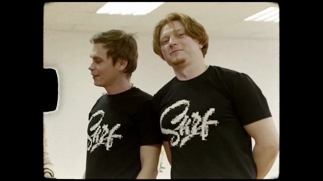 Surf, the Flutter agency смотреть онлайн