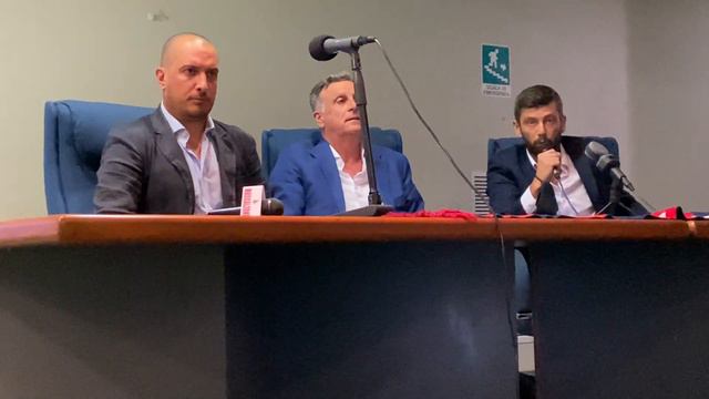 Samb, il Presidente Roberto Renzi presenta il Mister Massimo Donati e il Ds Sandro Porchia смотреть онлайн