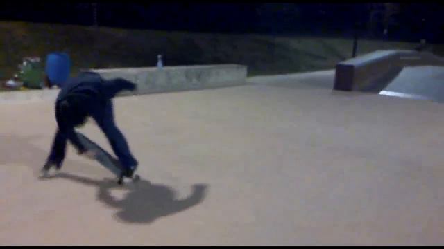 Cina by night (Skating in Bergamo) смотреть онлайн
