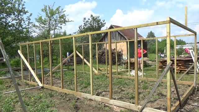 НА ДАЧЕ. СТРОИТЕЛЬСТВО ТЕПЛИЦЫ. 2 часть. смотреть онлайн