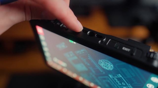 Wireless Camera Control With This Monitor- PORTKEYS BM7 II DS смотреть онлайн
