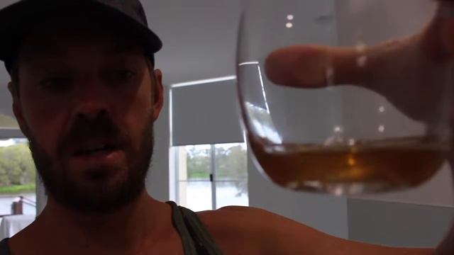 NEVER DRINK TAP WATER! Here´s Why. Toxic Chemicals In Your Tap Water Could Be Making You Sick