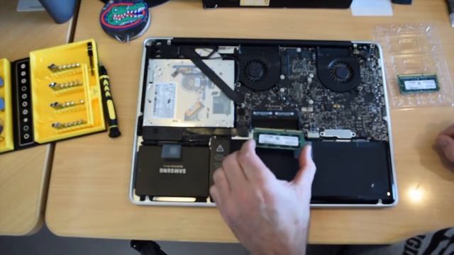 MacBook Pro 2010 Memory Upgrade смотреть онлайн