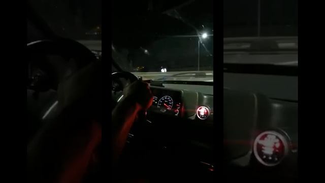 заезд турбочетырка и Audi Q5, скорость до 215. смотреть онлайн