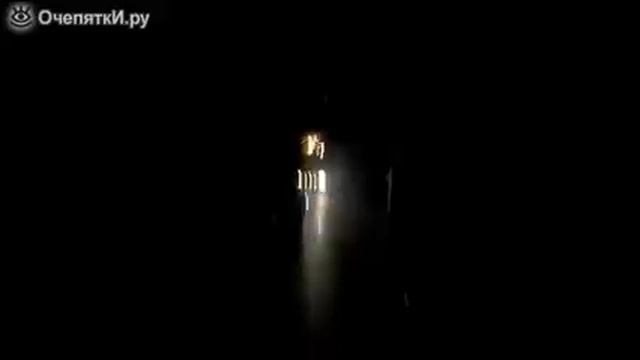 Прикол,Когда скучно в дороге, свет под музыку смотреть онлайн