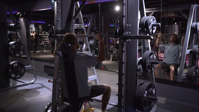 Smith Seated Press / Жим сидя в смите смотреть онлайн