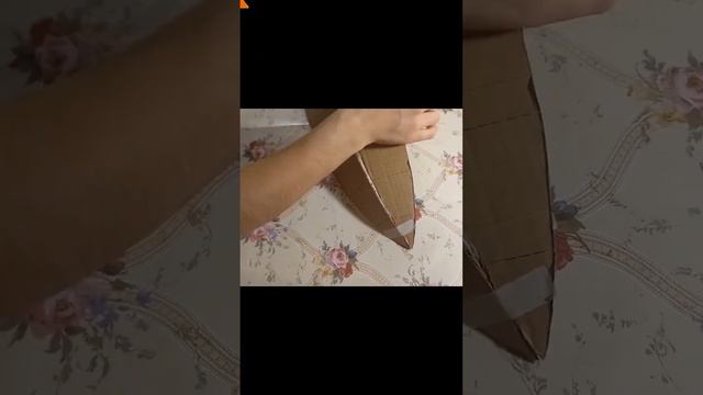 Гигантский киндер #kinder #diy #своимируками #сюрприз #картон смотреть онлайн