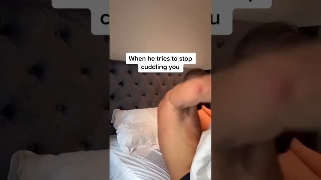 2 muscle guys cuddling ??❄️? смотреть онлайн
