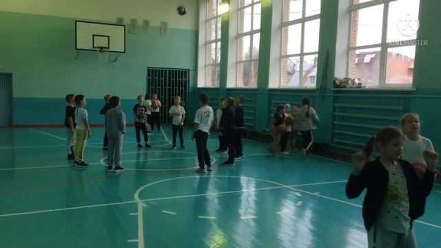 Урок физической культуры по подготовке к спортивным играм. смотреть онлайн