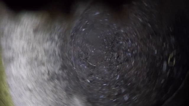 ПУТЕШЕСТВИЕ В КРЫМ НА АВТОМОБИЛЕ часть 4 КОП В СТЕПИ + УЖАСНАЯ НАХОДКА НА ДНЕ СТАРИННОГО КОЛОДЦА смотреть онлайн