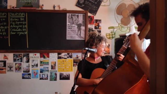 Elle et La Contrebasse смотреть онлайн