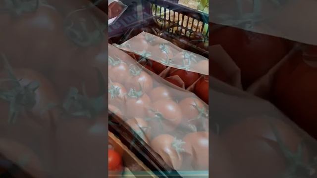 Какие помидоры выбираете вы? Черри Vs Биф?) #омск #овощи #доставка #польза #помидоры