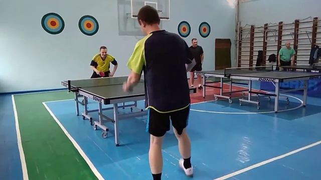 Теннис товарищеская встреча Стаханов - Первомайск. смотреть онлайн