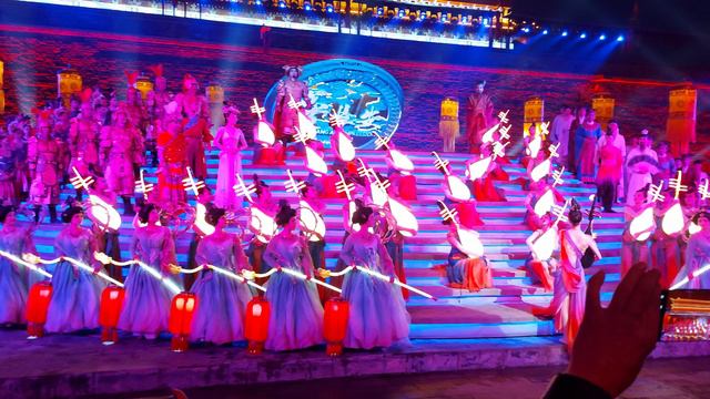 Шоу в Сиань, Китай, ч5