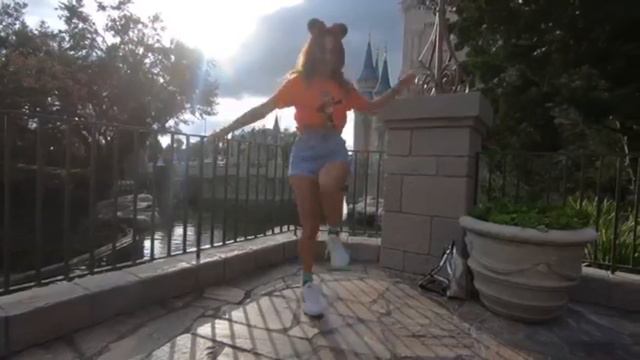 Danc Gerl 2.34 Краски - Мальчик С Открытки