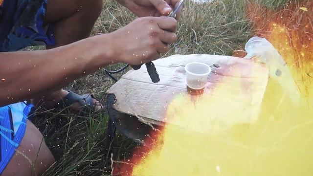 ЛУЧШИЙ РЕЦЕПТ МИДИЙ НА ОГНЕ / Ловим и Готовим Одесских Черноморских Мидий / Mussels Recipe смотреть онлайн