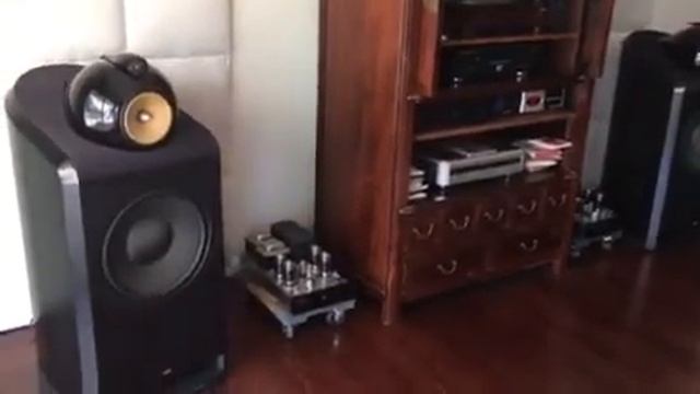 B&W 801 Nautilus matched with Tube Amps смотреть онлайн
