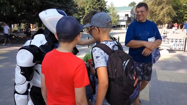 Дети интересуются как можно купить квартиру в ТеслаДоме смотреть онлайн