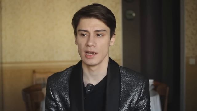 ЧТО НОСИТЬ ЗИМОЙ 17-18 // тренды зимы и базовый зимний гардероб. смотреть онлайн