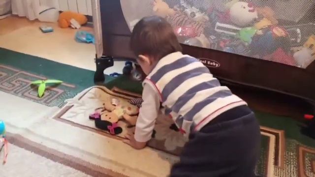 Последствия "ГОРЕ ЗУБНИКОВ"/Болит десна/Мурадик активно учится ходить/Завариваю ШАЛФЕЙ смотреть онлайн