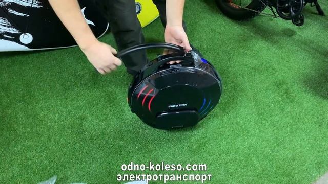 Моноколесо Inmotion V10. Открываем, достаем, включаем. смотреть онлайн