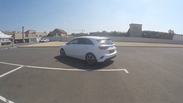 Black Cat Garage - KIA Ceed 2019 Full LED смотреть онлайн