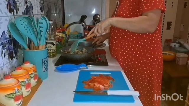 Макароны гнезда с подливой. смотреть онлайн