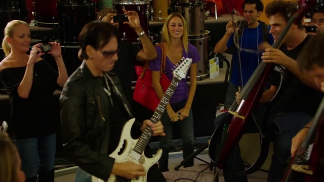 2CELLOS - Highway To Hell feat. Steve Vai смотреть онлайн