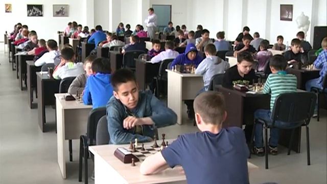 Детский международный шахматный турнир в Чите смотреть онлайн